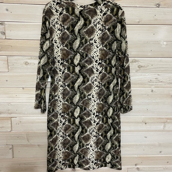 💕Plus size snake skin print - Picture 2 of 4